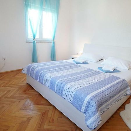 Apartment Ana ヴィンイェラック エクステリア 写真