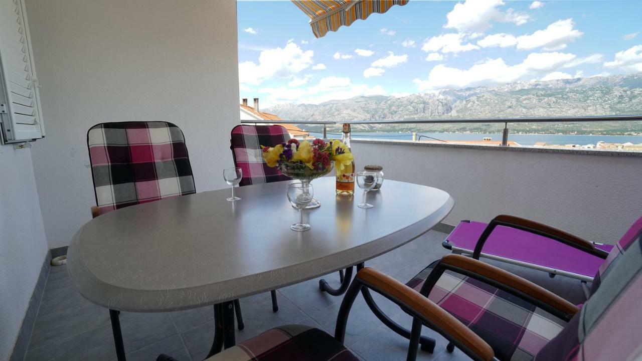 Apartment Ana ヴィンイェラック エクステリア 写真